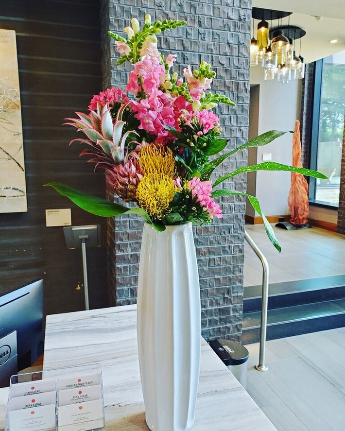 Bloompop Bloompop Nationwide Artisan Flowers, Plants, and Holiday Decor