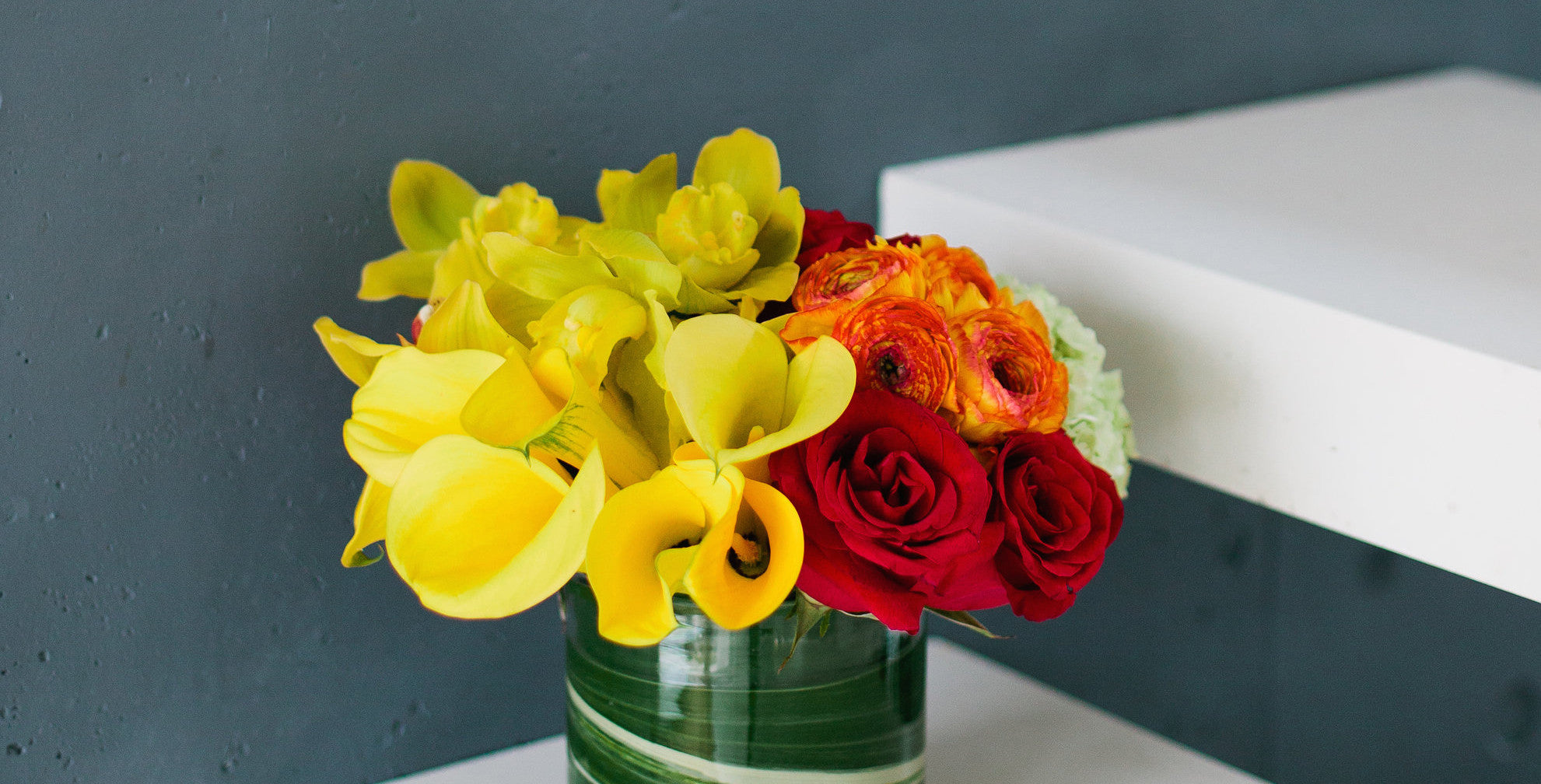 Bloompop Bloompop Nationwide Artisan Flowers, Plants, and Holiday Decor